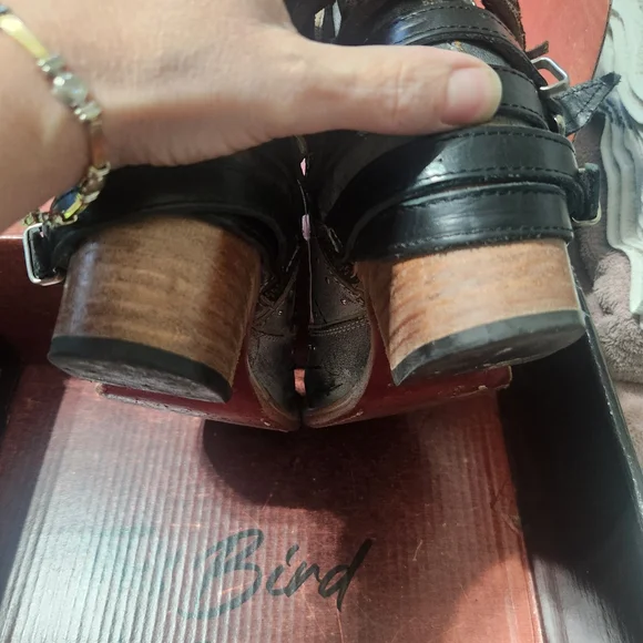 Freebird Desert Ice Size 6 - Picture 3 of 4